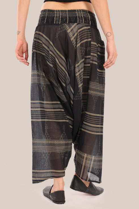 Harem pants with elastic waistline